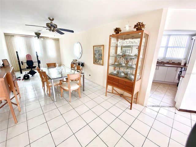 F-14 CALLE JAÉN, Carolina, PR 00983