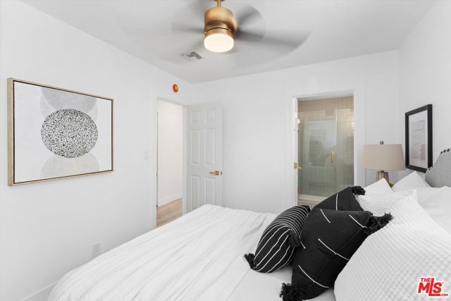 3815 W 60th Street, Los Angeles, CA 90043