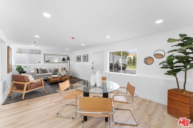 3815 W 60th Street, Los Angeles, CA 90043