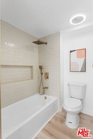 3815 W 60th Street, Los Angeles, CA 90043