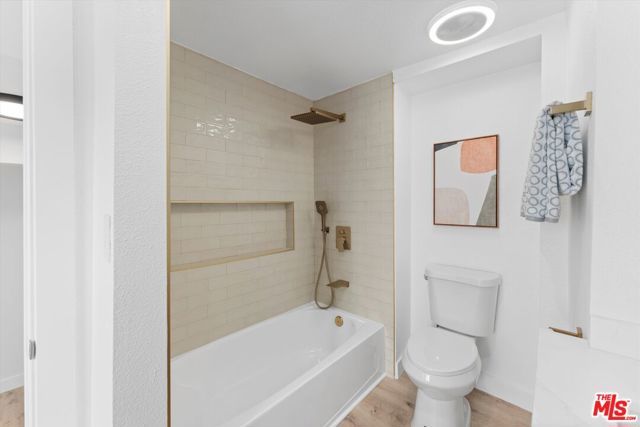 3815 W 60th Street, Los Angeles, CA 90043