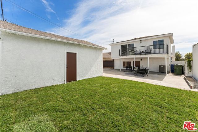 3815 W 60th Street, Los Angeles, CA 90043