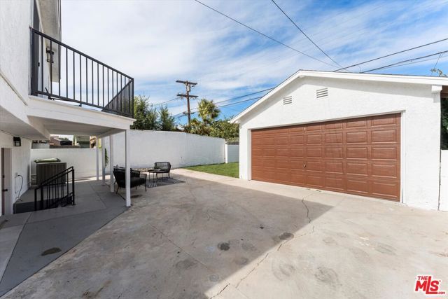 3815 W 60th Street, Los Angeles, CA 90043