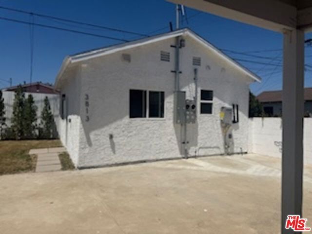 3815 W 60th Street, Los Angeles, CA 90043