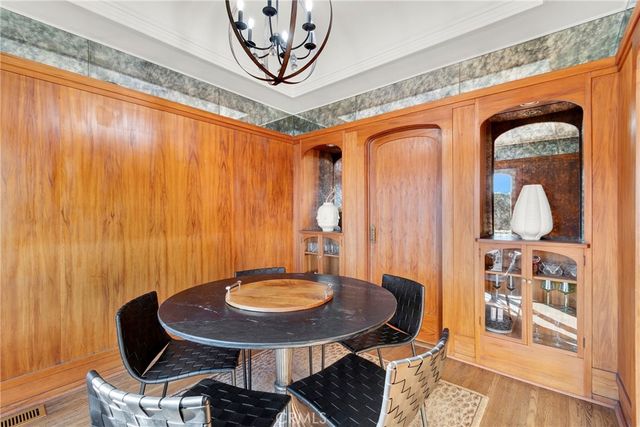 2111 Rockledge, Los Angeles, CA 90068