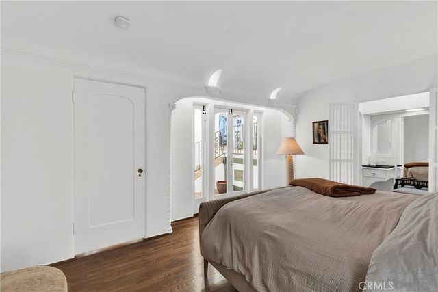 2111 Rockledge, Los Angeles, CA 90068