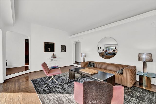 2111 Rockledge, Los Angeles, CA 90068