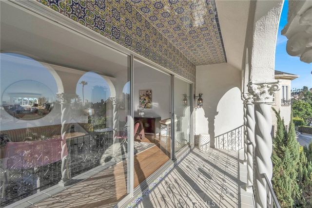 2111 Rockledge, Los Angeles, CA 90068