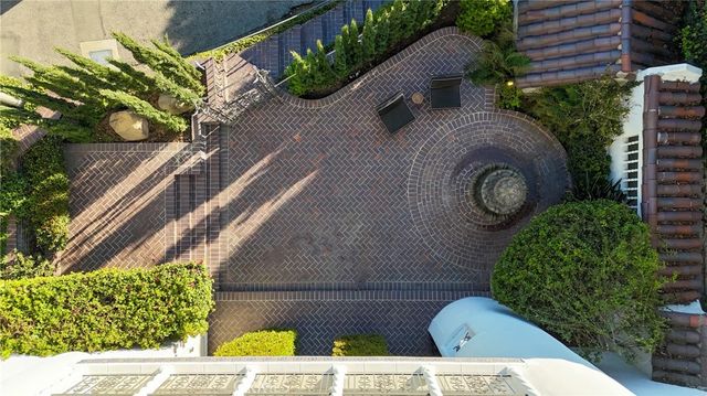 2111 Rockledge, Los Angeles, CA 90068