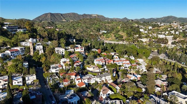 2111 Rockledge, Los Angeles, CA 90068