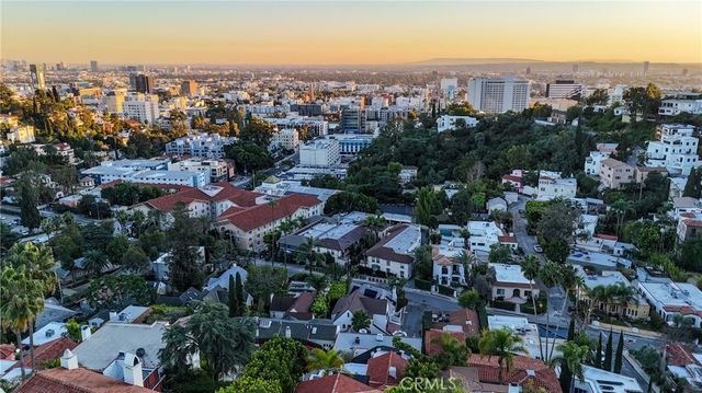 2111 Rockledge, Los Angeles, CA 90068