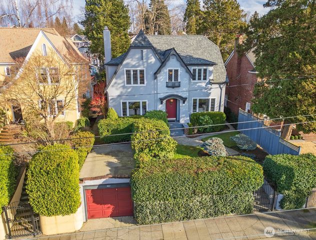 1812 10th Avenue E, Seattle, WA 98102