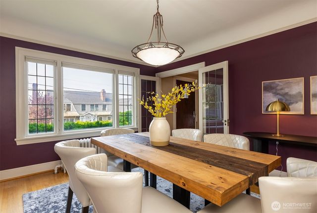 1812 10th Avenue E, Seattle, WA 98102