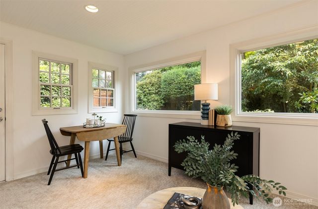 1812 10th Avenue E, Seattle, WA 98102