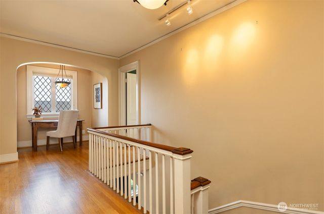 1812 10th Avenue E, Seattle, WA 98102