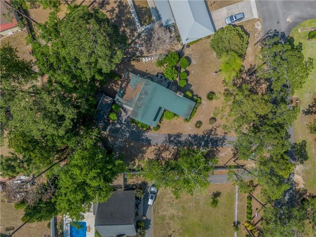 930 Lakeview Drive, Blackshear, GA 31516