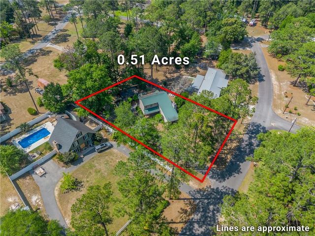 930 Lakeview Drive, Blackshear, GA 31516