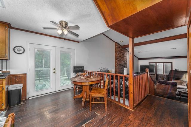 930 Lakeview Drive, Blackshear, GA 31516