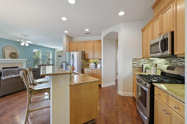 1962 Lexington Dr, Lodi, CA 95242