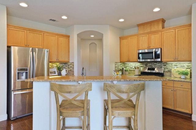 1962 Lexington Dr, Lodi, CA 95242