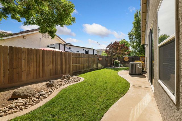 1962 Lexington Dr, Lodi, CA 95242