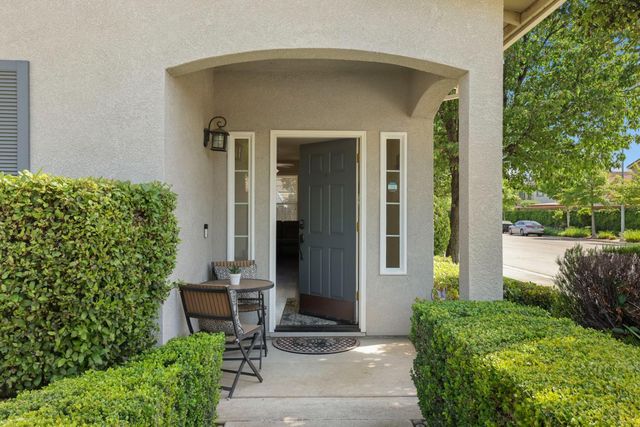 1962 Lexington Dr, Lodi, CA 95242