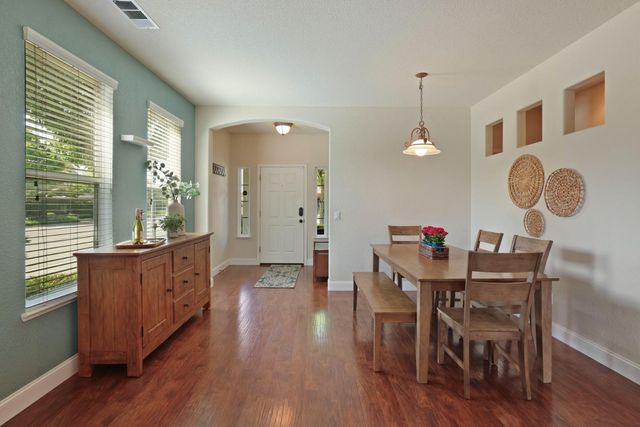 1962 Lexington Dr, Lodi, CA 95242