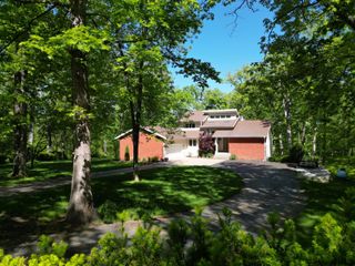 3700 S JOAN CT, Columbia, MO 65201
