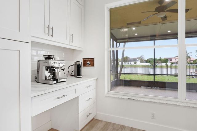 7121 Catalina Isle Drive, Lake Worth, FL 33467