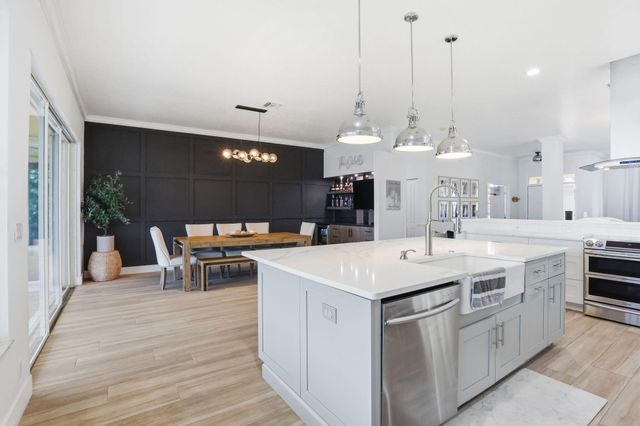 7121 Catalina Isle Drive, Lake Worth, FL 33467