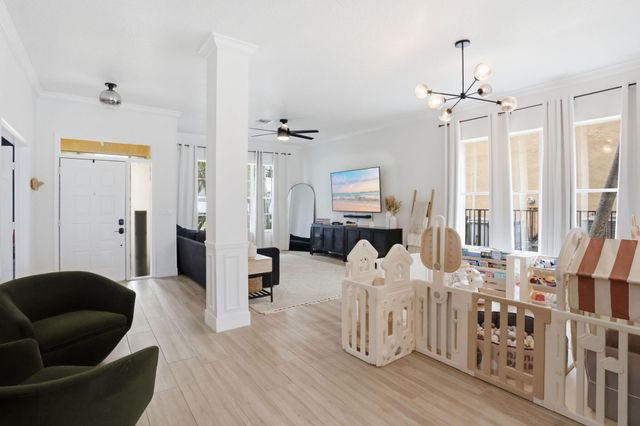 7121 Catalina Isle Drive, Lake Worth, FL 33467