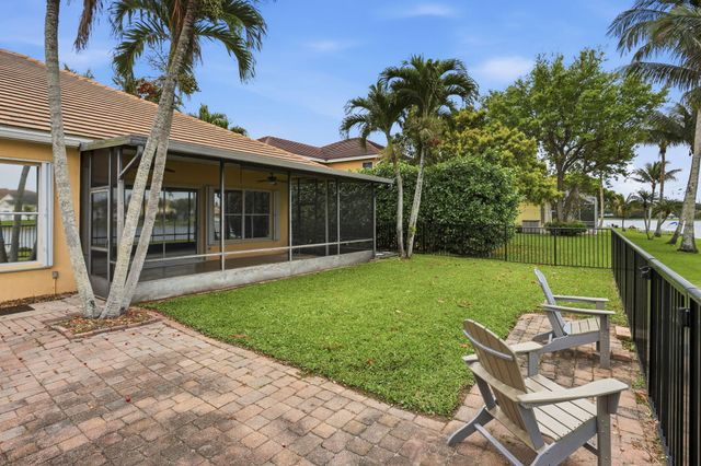 7121 Catalina Isle Drive, Lake Worth, FL 33467