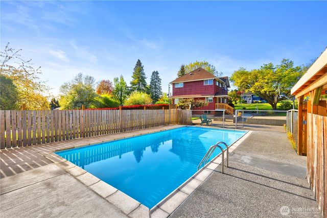 7812 S Lake Stevens Road, Lake Stevens, WA 98258