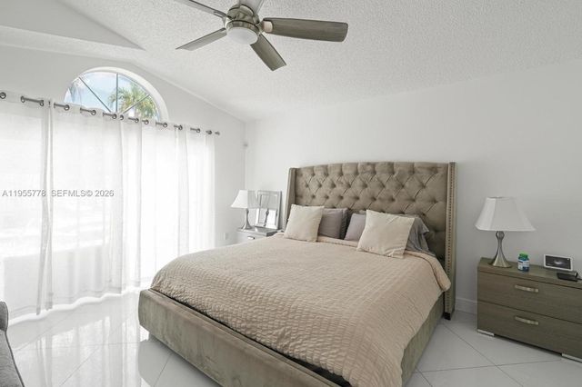 1421 NW 129th Ave, Sunrise, FL 33323