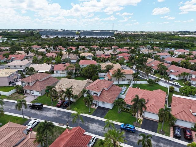 1421 NW 129th Ave, Sunrise, FL 33323