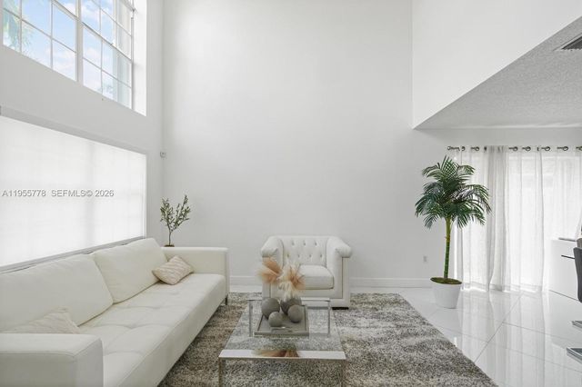 1421 NW 129th Ave, Sunrise, FL 33323