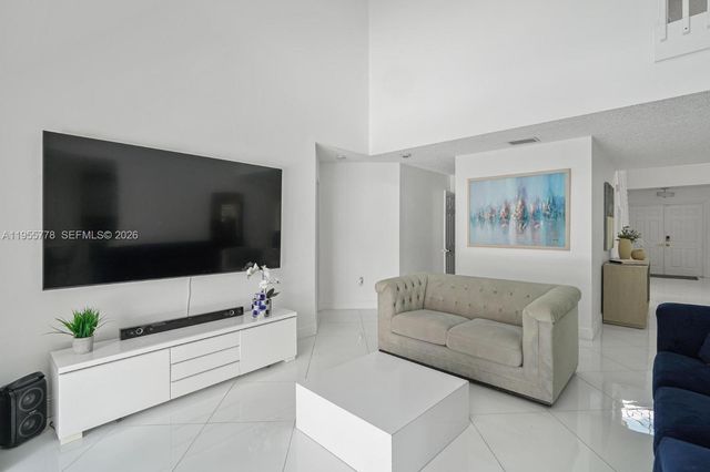 1421 NW 129th Ave, Sunrise, FL 33323