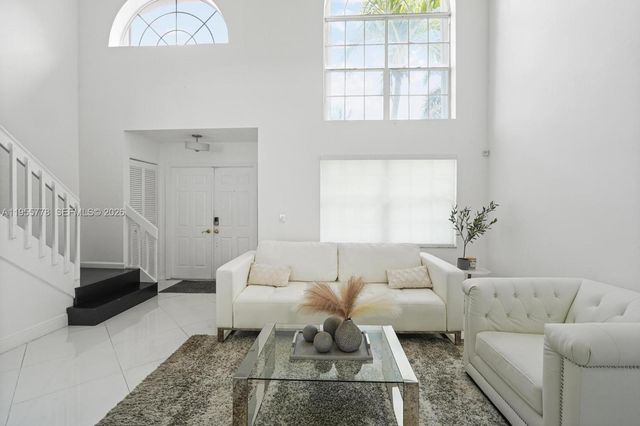 1421 NW 129th Ave, Sunrise, FL 33323