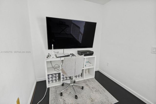 1421 NW 129th Ave, Sunrise, FL 33323