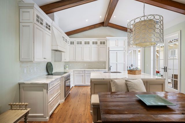 100 Palm Island Lane, Indian River Shores, FL 32963