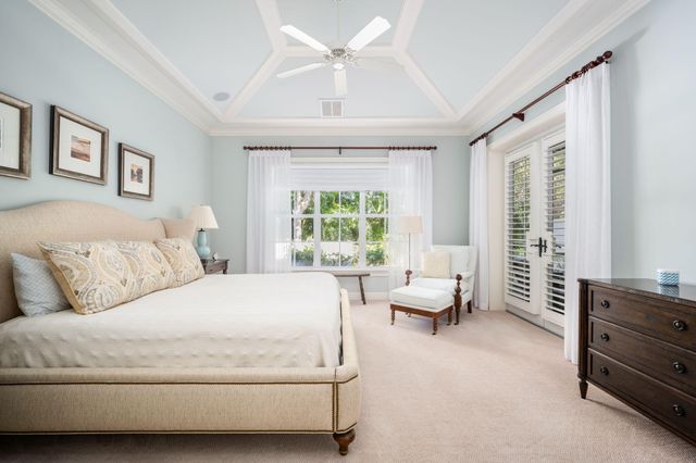 100 Palm Island Lane, Indian River Shores, FL 32963