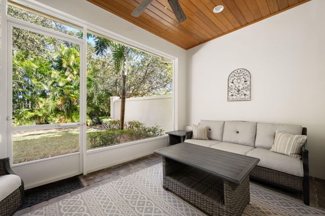 100 Palm Island Lane, Indian River Shores, FL 32963