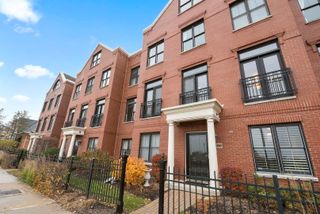 1996 Patriot Boulevard, Glenview, IL 60026