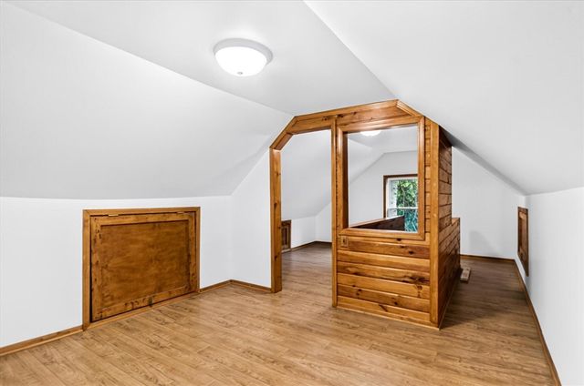 6109 Brooklyn Road, Jackson, MI 49201