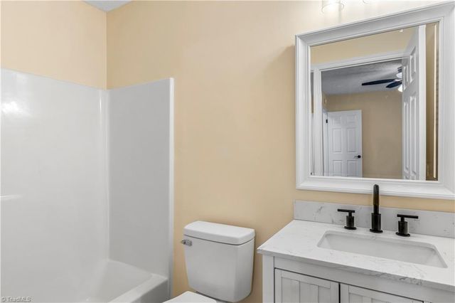 246 Hampton Road 8B, Asheboro, NC 27203