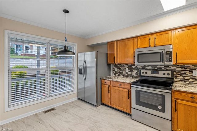 246 Hampton Road 8B, Asheboro, NC 27203