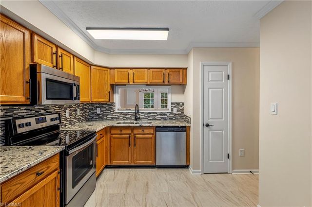 246 Hampton Road 8B, Asheboro, NC 27203