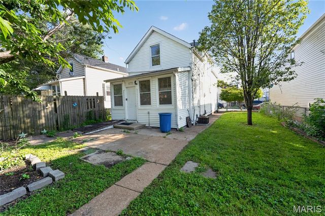 4172 Concordia Avenue, St Louis, MO 63116