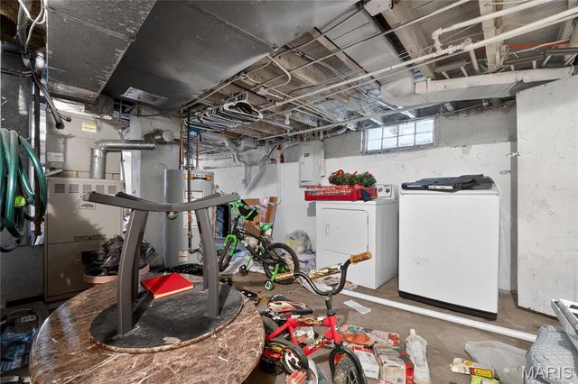 4172 Concordia Avenue, St Louis, MO 63116