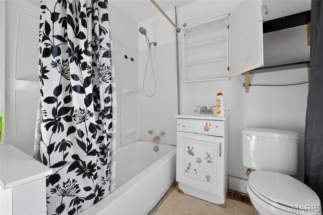 4172 Concordia Avenue, St Louis, MO 63116